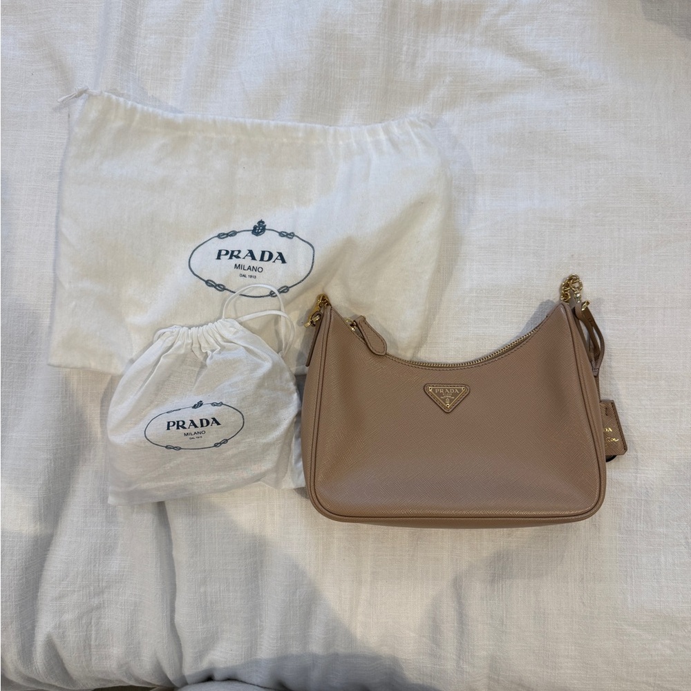 Prada Re-Edition 2005 Saffiano Leather Bag